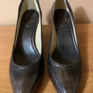 Frye pumps